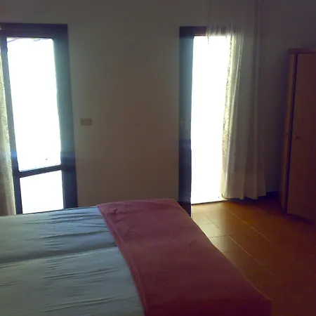 Viola Apartment *